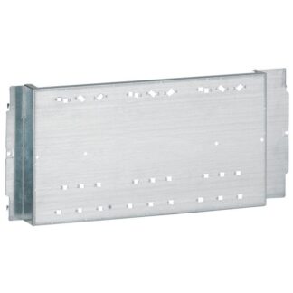 Пластина монтаж. DPX 250/630 верт. монтаж. для XL3 800/4000 24мод. Leg 020620