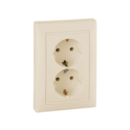 Розетка 2-м СП Valena 16А IP20 2P+E с заземл. немецк. стандарт сл. кость (DIY-упак.) IEK 695616