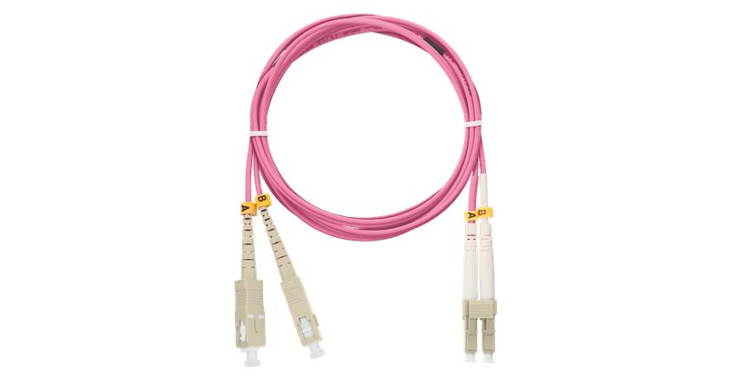 Шнур волоконно-оптический переходной многомод. 50/125мкм стандарта ОM4 SC/UPC-LC/UPC двойн. LSZH нг(A)-HFLTx 2мм мадж...