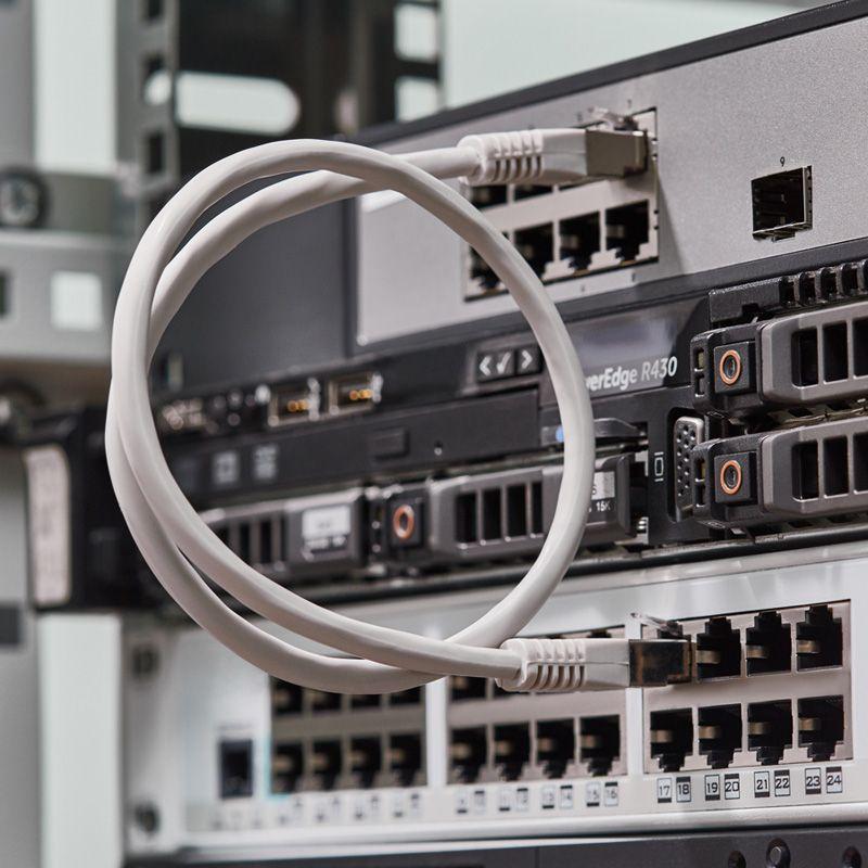 Патч-корд F/UTP кат.6 RJ45-RJ45 LSZH экранир. 0.5м сер. Rexant 18-8101-1