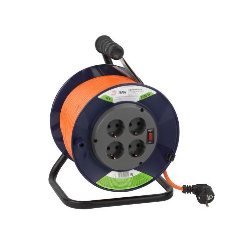 Удлинитель на пластик. катушке 4х40м с заземл. 16А IP20 RPx-4es-3х1.5-40m ПВС 3х1.5 Эра Б0046836